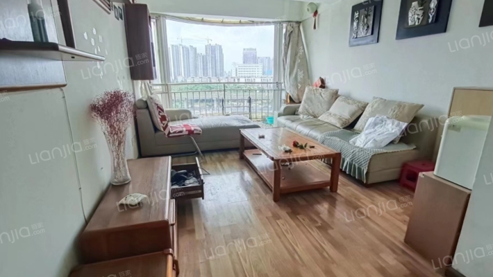 环卫小区二手房实景图