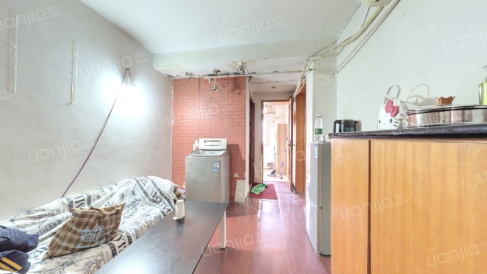 民健小区二手房实景图