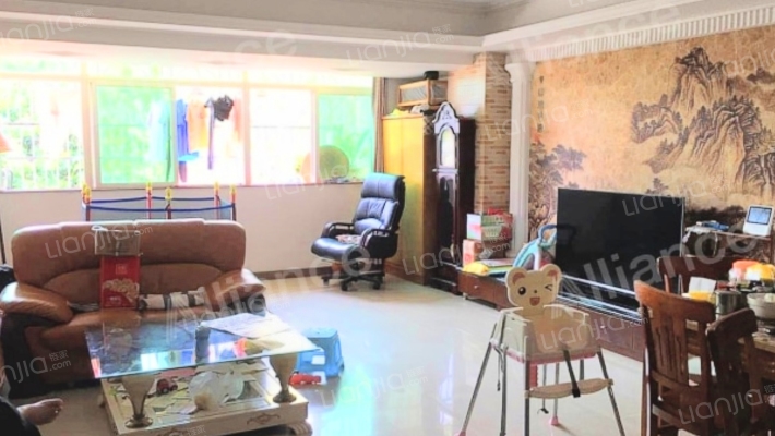 肥皂厂宿舍二手房实景图