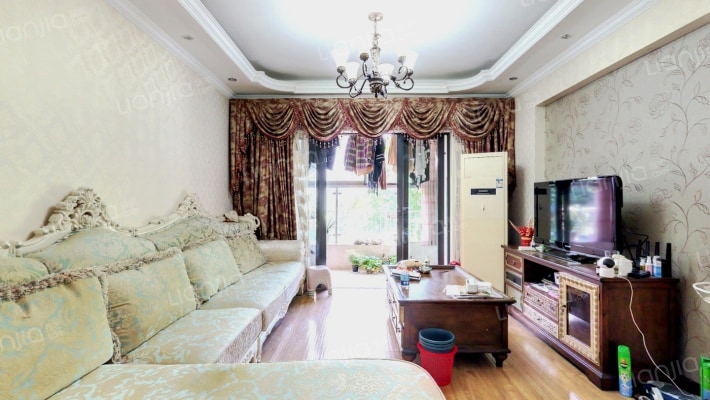 恒基翔龙江畔二手房实景图