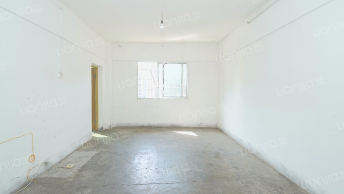 沙龙路二段317号二手房实景图