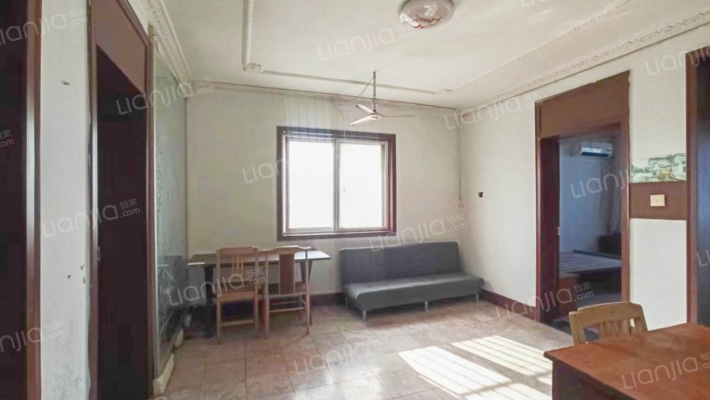 港务处生活院二手房实景图