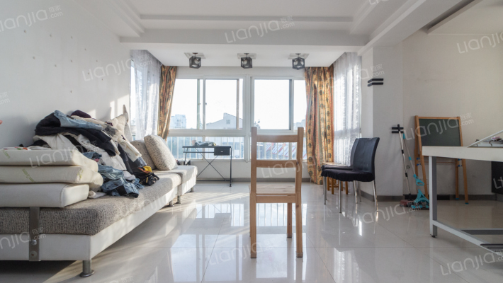 牌湾街二手房实景图