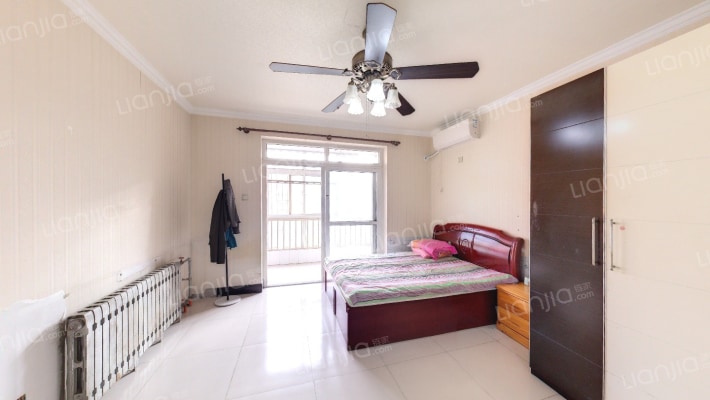 新悦家园二手房实景图