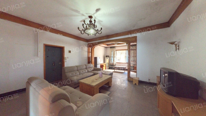 爱国路二手房实景图