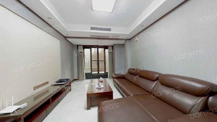 融创凡尔赛领馆二期二手房实景图