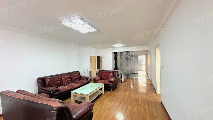 依山碧玉二手房实景图