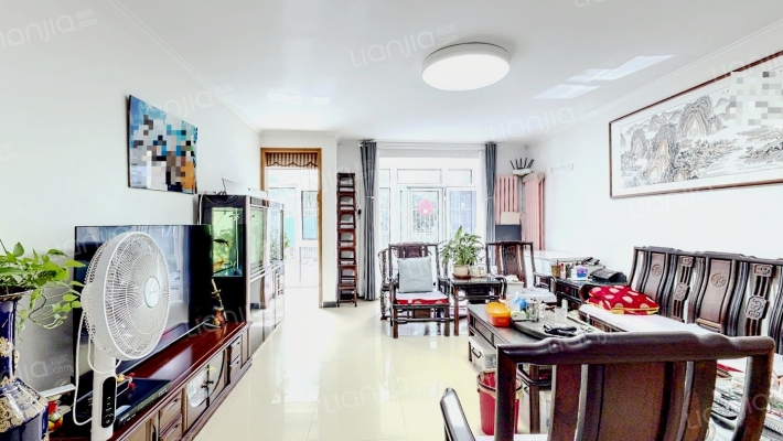 夏季星空二手房实景图