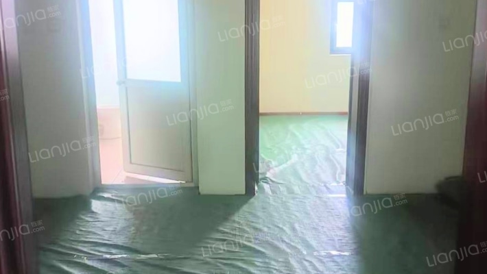 纯别墅小区，精品社区，70年大产权，-客厅B