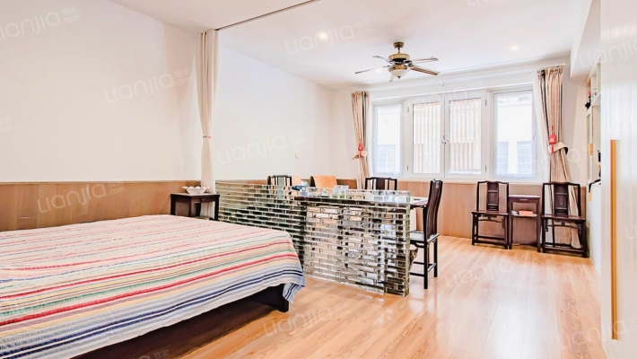 泰兴路355弄二手房实景图