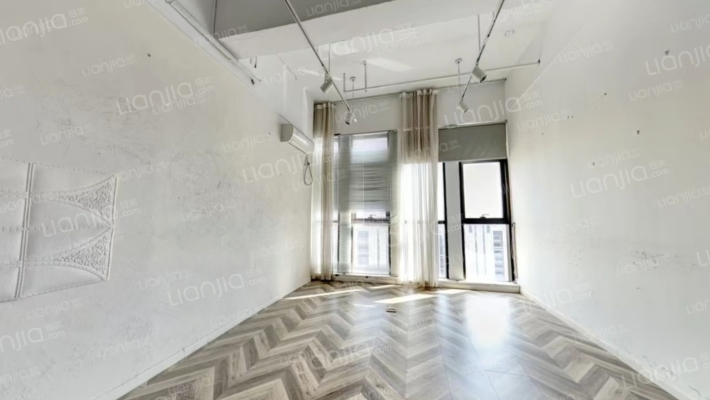 汇金大厦二手房实景图