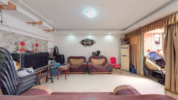 锦沪花苑二手房实景图