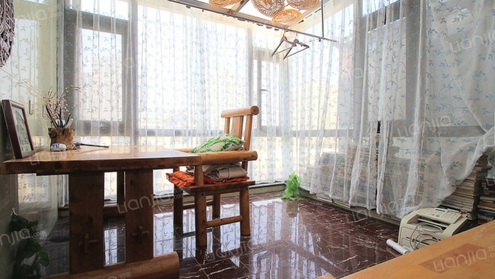 鸿坤理想湾洋房跃层 南北通透四居室 看房方便 精装修-卧室B