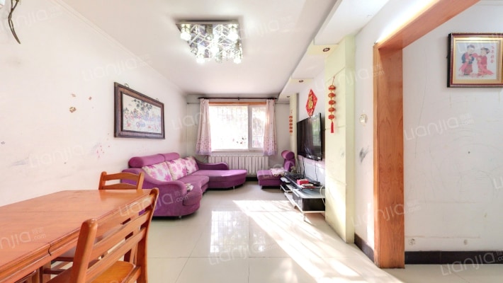 橙色年代二手房实景图