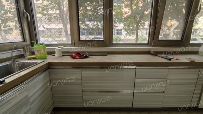 光明小区 精装修 南北通透三居 低楼层 采光无遮挡-厨房