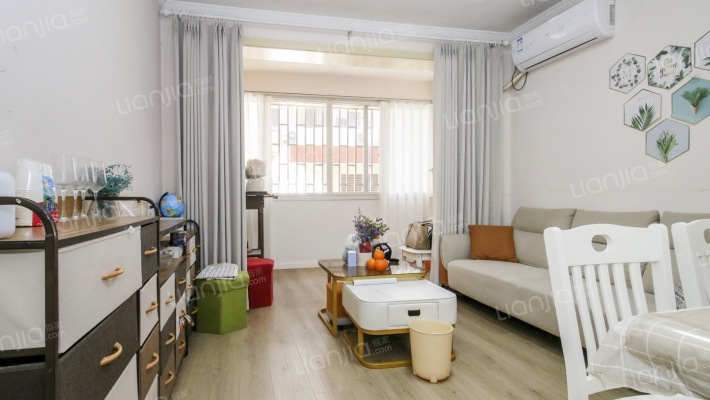 海厦小区二手房实景图