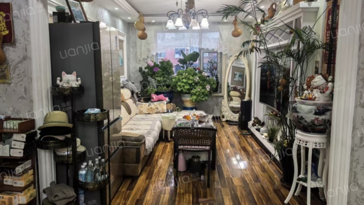 园林宿舍小区二手房实景图