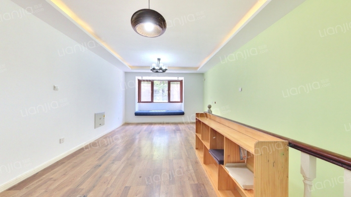 世华龙樾二期二手房实景图