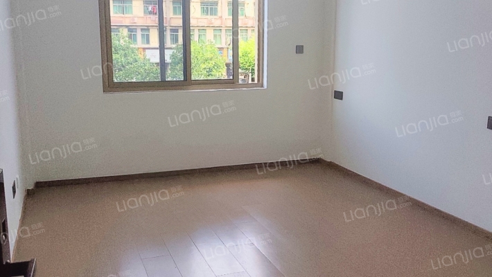 宗泽路541号二手房实景图