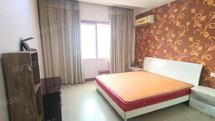 名尚国际购物广场二手房实景图