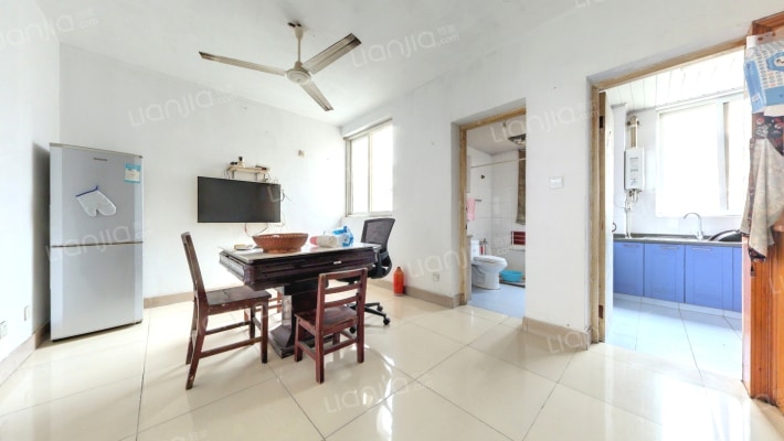 莲花新村七区二手房实景图