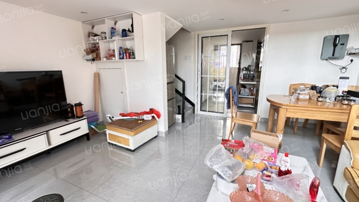 松湖兰莛二手房实景图