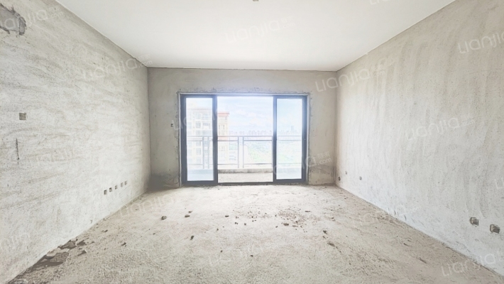 丘海警苑二手房实景图