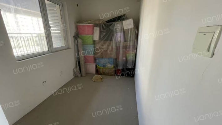 大社区 南北通透 好楼层 采光视野好 北京公交直达小区-卧室C