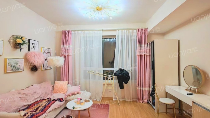 万科松花湖四季小镇二手房实景图