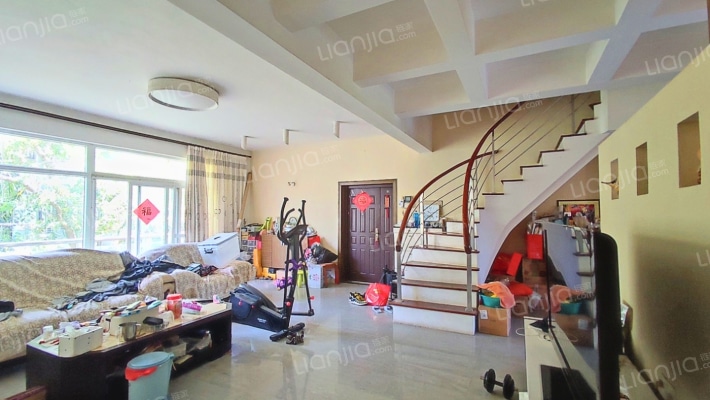 金盘雅苑二手房实景图