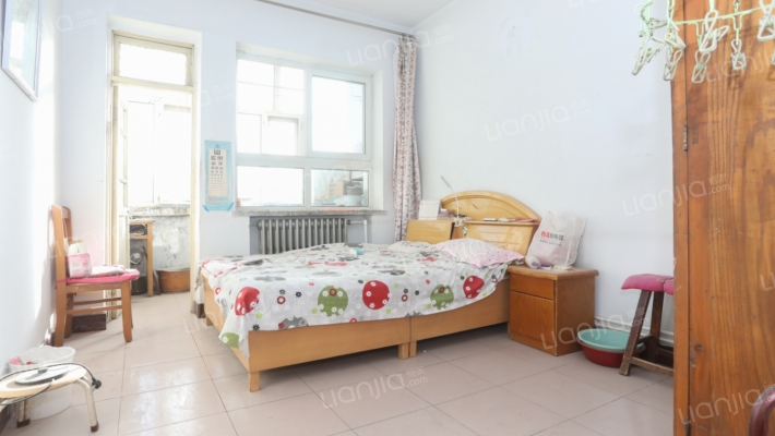 荣德里小区二手房实景图