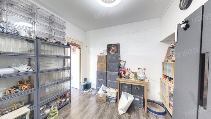 绿景新洋房二手房实景图