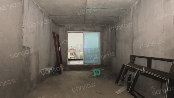 鲁商云山雅筑二手房实景图