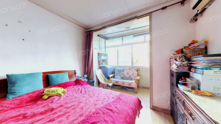 晋元里二手房实景图