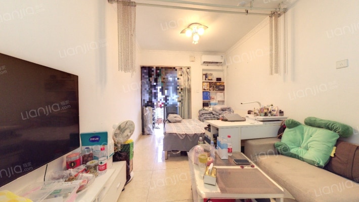 绿景香颂二手房实景图