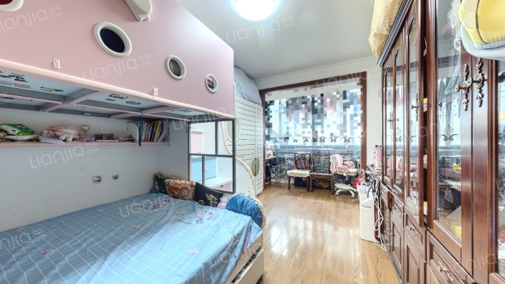 赤峰路525号二手房实景图