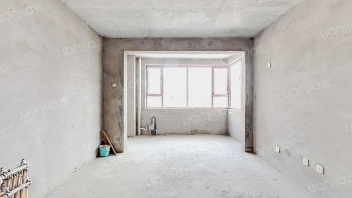 卓越上乘小区二手房实景图