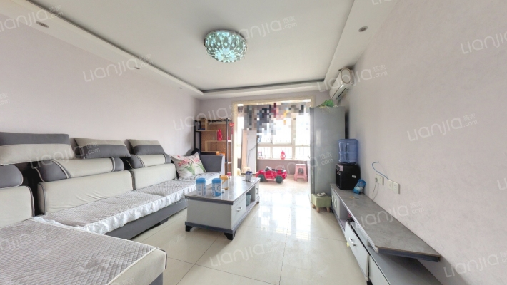 新锐领地二手房实景图