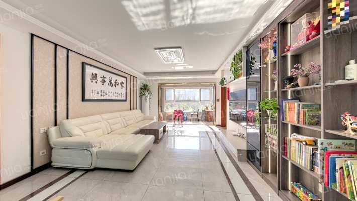 天朗玺悦公馆二手房实景图