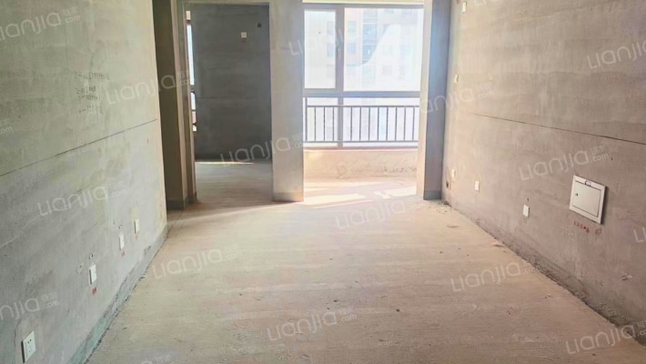 2017年建的新小区 集中供暖 人车分流 刷卡入园-客厅