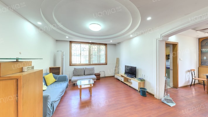 轻苑小区二手房实景图