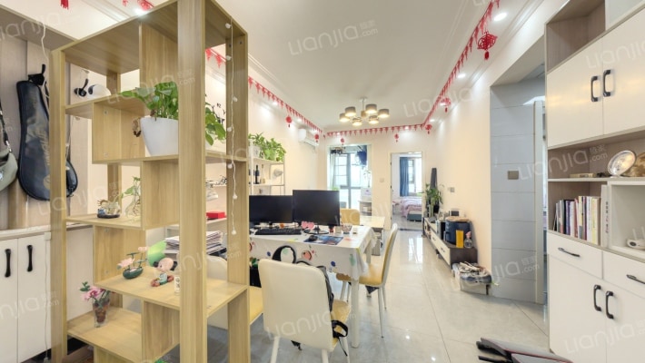 泰宏建业国际城20号院二手房实景图