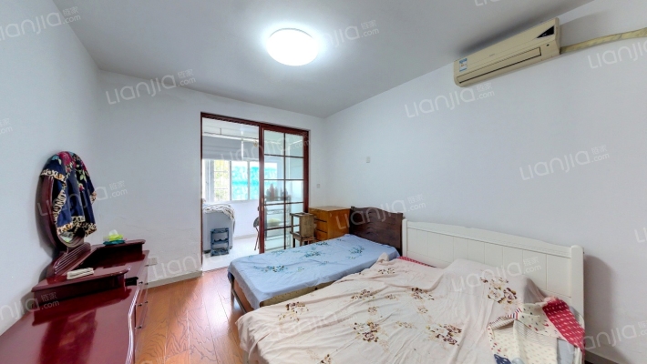 勤远里二手房实景图