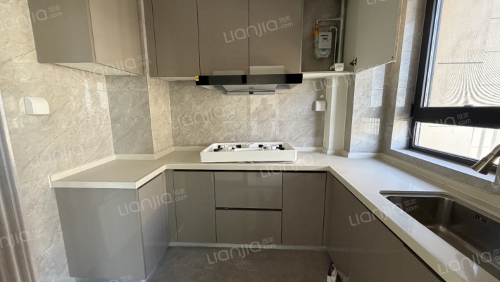 央企小区 精装修 一梯一户 集中供暖 百米楼间距-厨房