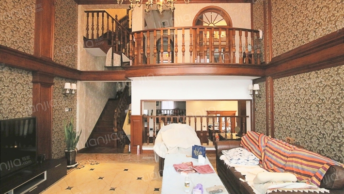 香格蔚蓝K区二手房实景图