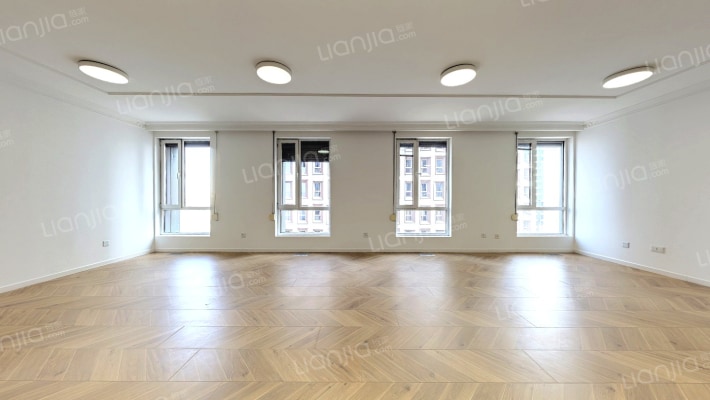 万国城MOMA二手房实景图