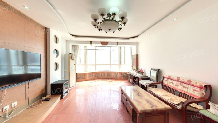 鸿泽园二手房实景图