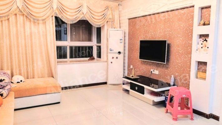 康居花园二手房实景图