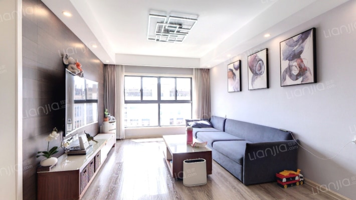 中航樾公馆二手房实景图