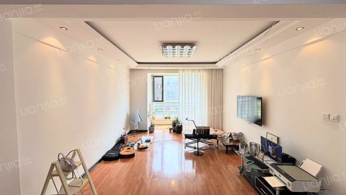 特莱维国际花园二手房实景图